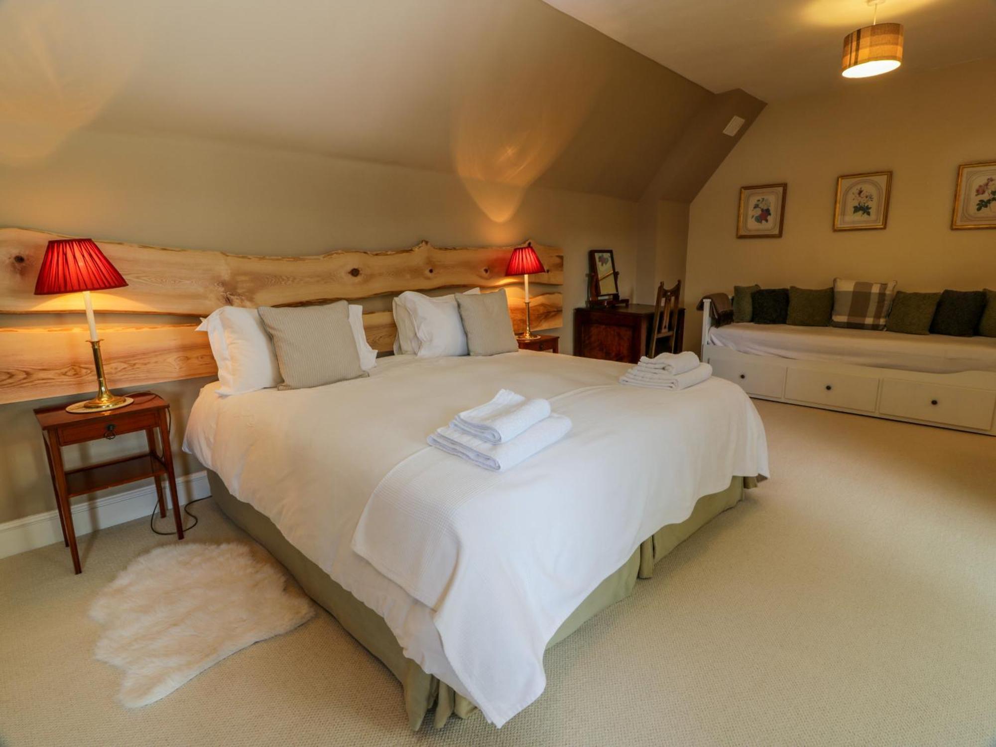 Fordie Lodge Crieff Exterior photo